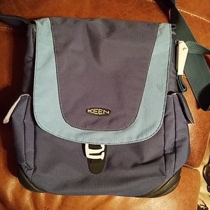 KEEN messenger bag